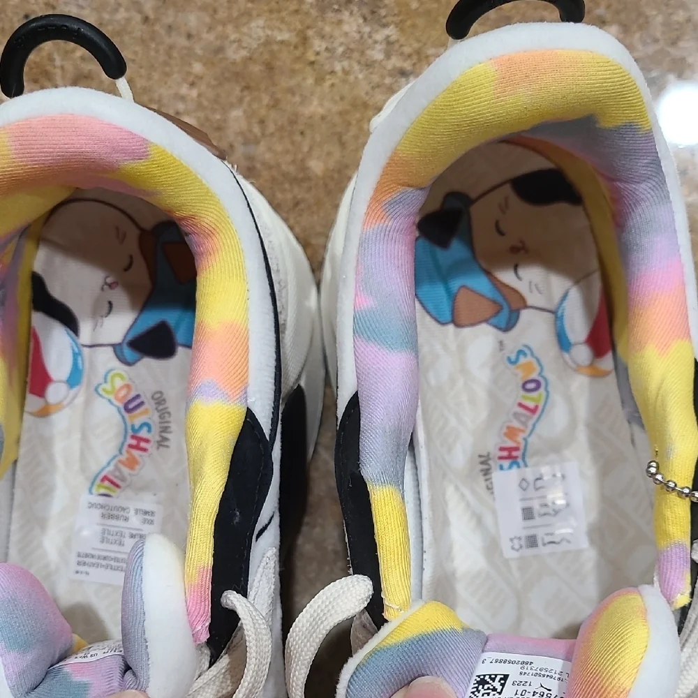 Puma Squishmallows Cam #1 Multicolor Sneakers with Cat Design Womens Sz 9